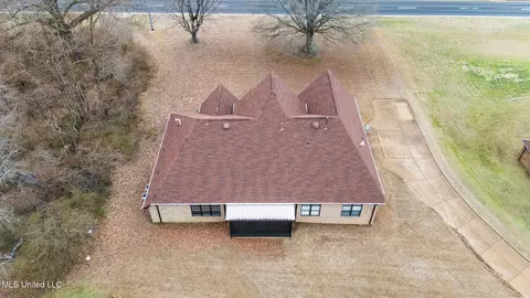 Other - 9073 Lyon Cv, Olive Branch, MS 38654 photo 15 of 16