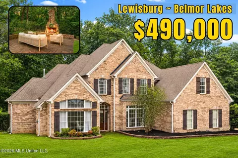 3847 Woodcrest Dr, Olive Branch, MS 38654