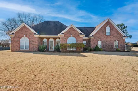 2501 N Lamar Pl, Hernando, MS 38632