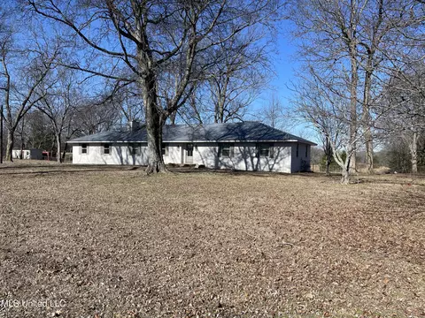 7485 W Highway 4, Senatobia, MS 38668