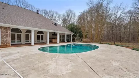 Exterior - 2205 E 3rd St, Forest, MS 39074 photo 2 of 5