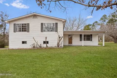 21500 D Herde Rd, Gulfport, MS 39503