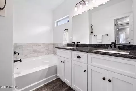 Bath - 78 Percy Oneal Rd, Mchenry, MS 39561 photo 2 of 4