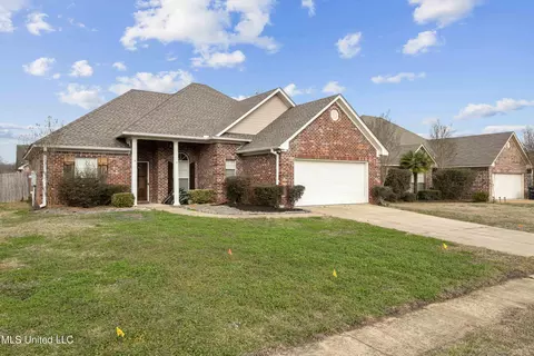 Exterior - 504 Kate Lofton Dr, Brandon, MS 39047 photo 5 of 9