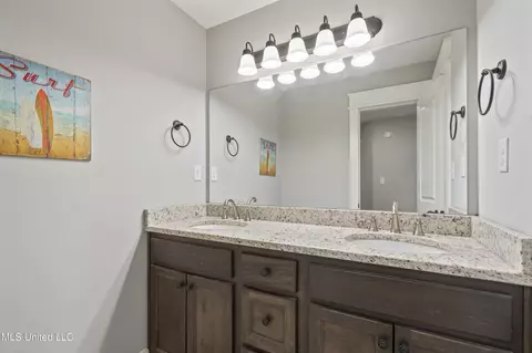 Bath - 3525 Bailey Ln, Southaven, MS 38672 photo 4 of 5