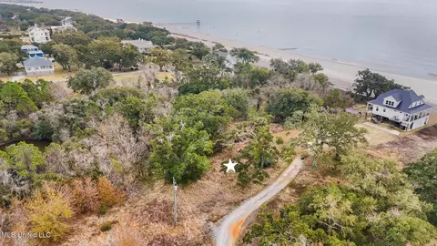 Boisdore Avenue, Pass Christian, MS 39571