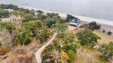 Boisdore Avenue, Pass Christian, MS 39571