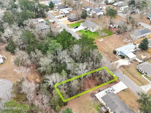 Lilinoe Way, Diamondhead, MS 39525 photo 4