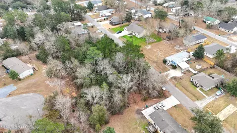 Lilinoe Way, Diamondhead, MS 39525 photo 3
