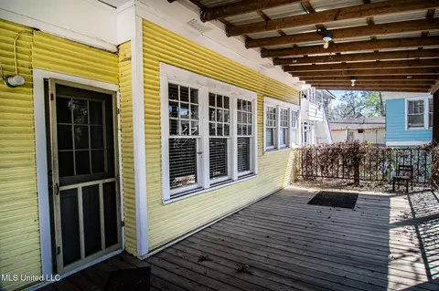 Exterior - 809 N Congress St, Jackson, MS 39202 photo 4 of 5