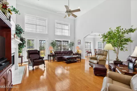 7913 Lanai St, Diamondhead, MS 39525 photo 2