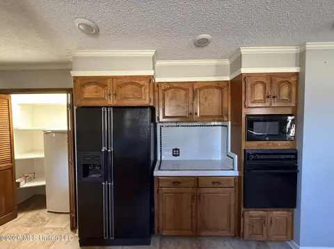 Kitchen - 1488 Spanish Fort Rd, Rolling Fork, MS 39159 photo 1 of 4