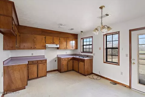 Kitchen - 7958 Hebron Rd, Lexington, MS 39095 photo 1 of 1