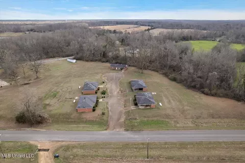 View/Area - 7958 Hebron Rd, Lexington, MS 39095 photo 2 of 5