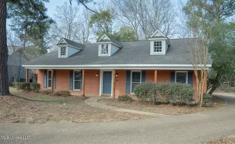 107 Brookhill Cv, Ridgeland, MS 39157