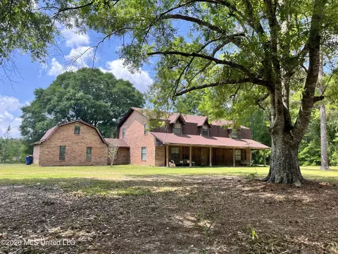 13111 Maida Hurd Rd, Moss Point, MS 39562