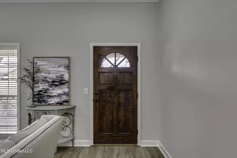 404 White Oak Cv, Florence, MS 39073 photo 3
