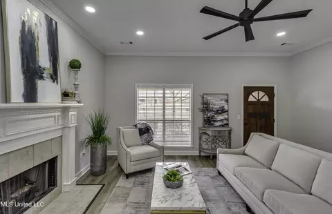 404 White Oak Cv, Florence, MS 39073 photo 8
