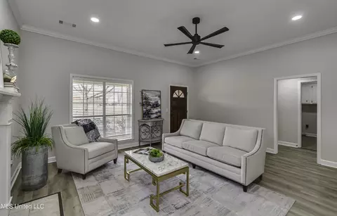 404 White Oak Cv, Florence, MS 39073 photo 7