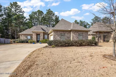 140 Hampton Rdg, Madison, MS 39110