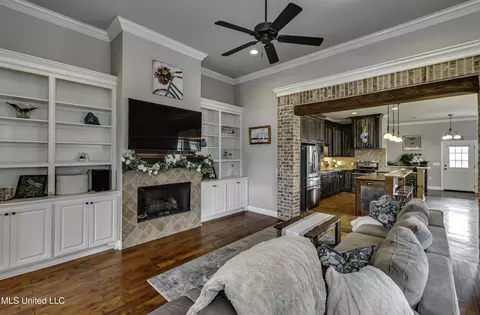 Other - 601 Emerald Ct, Brandon, MS 39047 photo 9 of 17