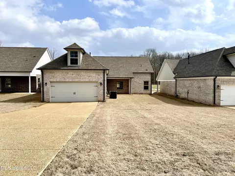 Exterior - 2233 Scott Meadows Ln, Hernando, MS 38632 photo 6 of 6