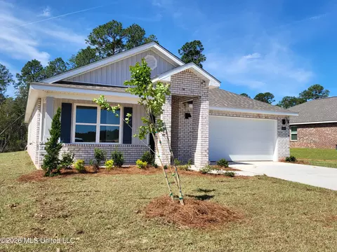 9504 Reserve Blvd, Biloxi, MS 39532