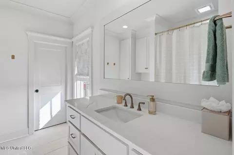 Bath - 619 Big Valley Loop, Flowood, MS 39232 photo 7 of 7