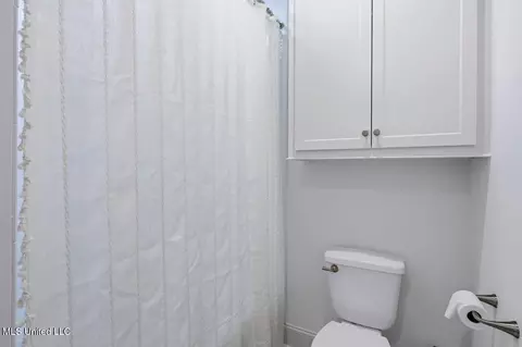 Bath - 619 Big Valley Loop, Flowood, MS 39232 photo 6 of 7