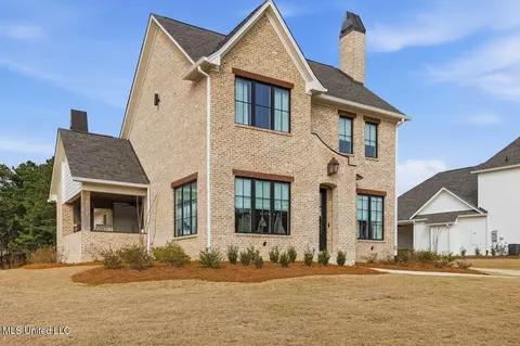 Exterior - 619 Big Valley Loop, Flowood, MS 39232 photo 2 of 8