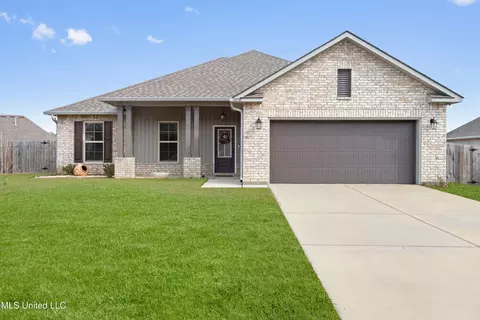 10318 Patrick Dr, Gulfport, MS 39503
