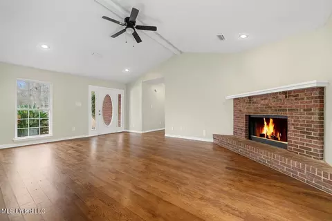 Living - 109 Mossy Oak Rd, Lucedale, MS 39452 photo 4 of 4