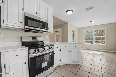Kitchen - 109 Mossy Oak Rd, Lucedale, MS 39452 photo 2 of 3