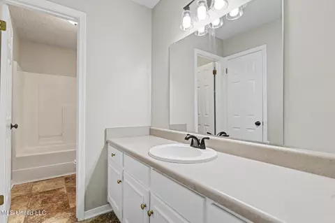 Bath - 109 Mossy Oak Rd, Lucedale, MS 39452 photo 3 of 3