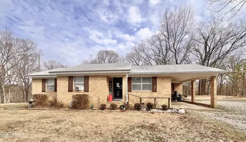83 Sunset Acres Rd, Holly Springs, MS 38635