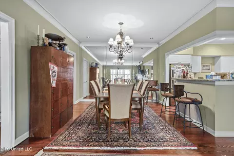 Dining - 420 Saint Andrews Dr #2-4, Jackson, MS 39211 photo 1 of 1