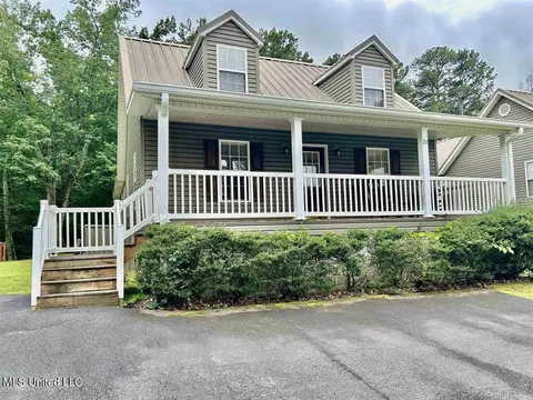 20 Betty Blvd #170, Iuka, MS 38852