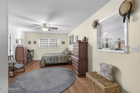 Bedroom - 5420 Marblehead Dr, Jackson, MS 39211 photo 7 of 7