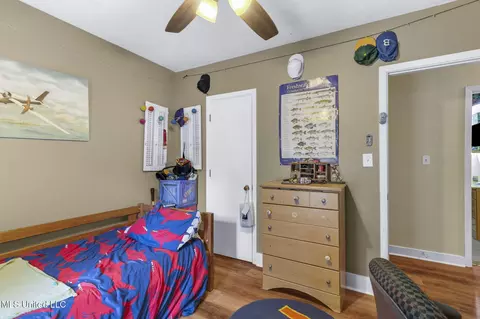 Bedroom - 5420 Marblehead Dr, Jackson, MS 39211 photo 4 of 7