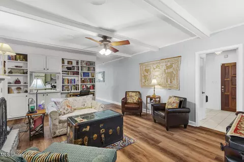 Living - 5420 Marblehead Dr, Jackson, MS 39211 photo 4 of 4