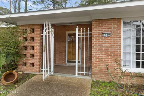 Exterior - 5420 Marblehead Dr, Jackson, MS 39211 photo 2 of 7
