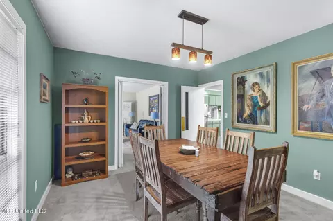Dining - 5420 Marblehead Dr, Jackson, MS 39211 photo 2 of 2