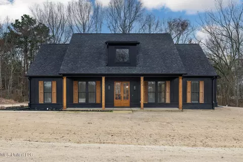 124 Drake Ln, Red Banks, MS 38661