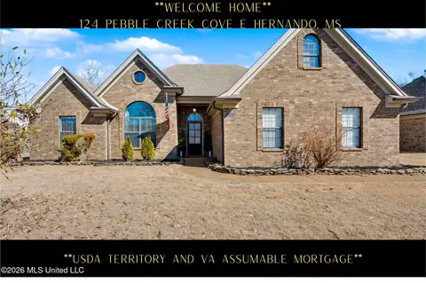 124 E Pebble Creek Cv, Hernando, MS 38632