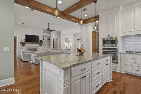Kitchen - 108 Wingspan Way, Madison, MS 39110 photo 5 of 5