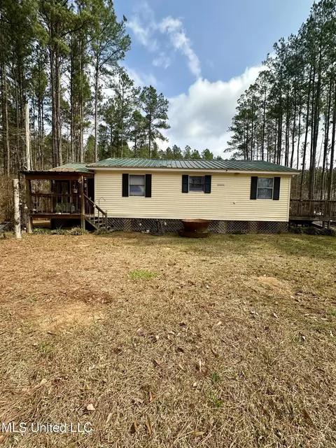2062 2063 Lazy Creek Rd, Summit, MS 39666