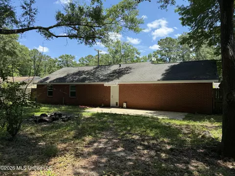 Exterior - 3225 Riverbend Rd, Moss Point, MS 39562 photo 2 of 2