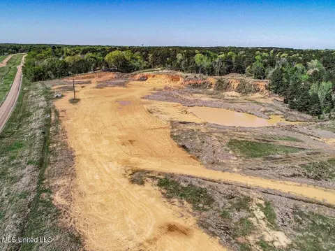 20859 E Ms 278, Batesville, MS 38606 photo 17