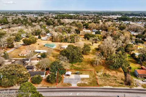 5302 Telephone Rd, Pascagoula, MS 39567