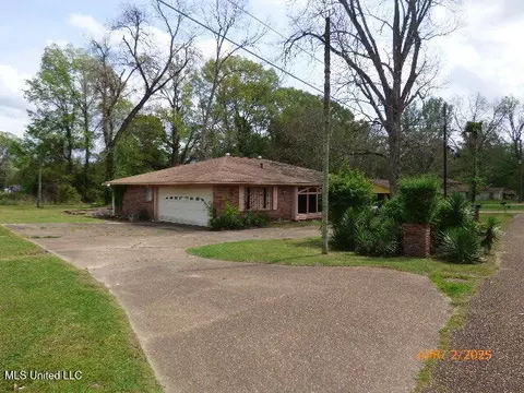 23 Green Acres Rd, Natchez, MS 39120 photo 2